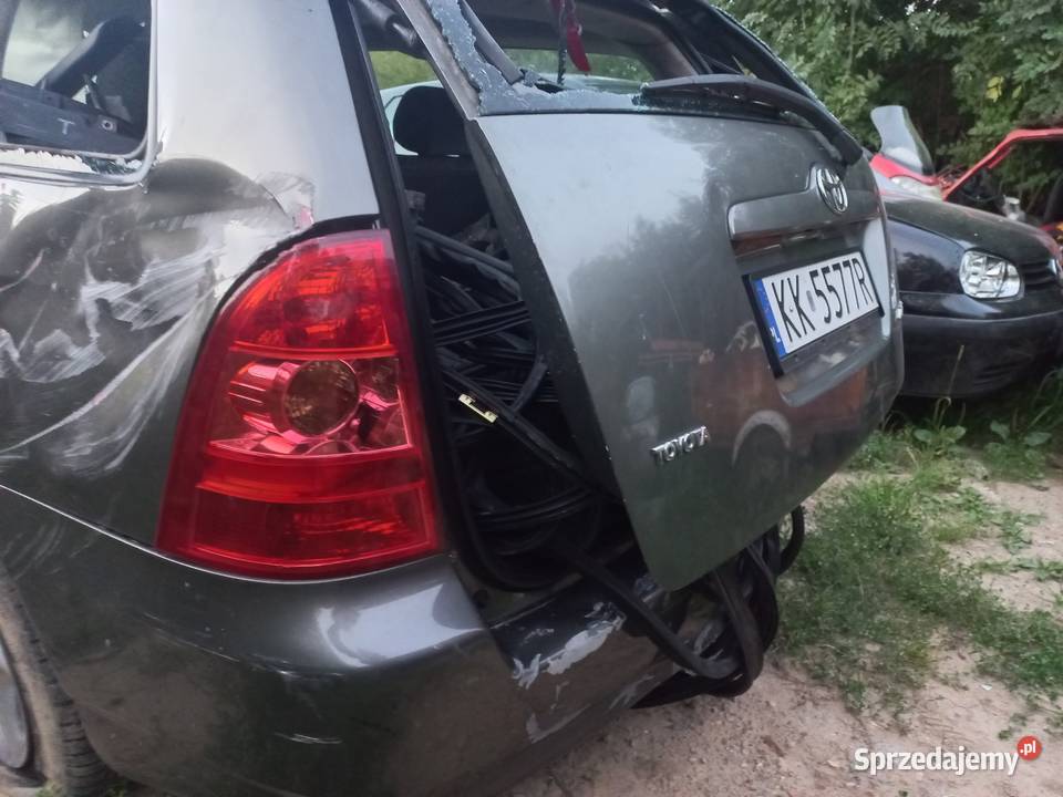 Toyota corolla d4d werso Lampy tylne drzwi deska