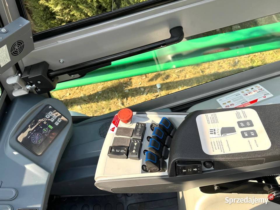 Elektryczny wózek widłowy z klimatyzacją Heli sprzedam
