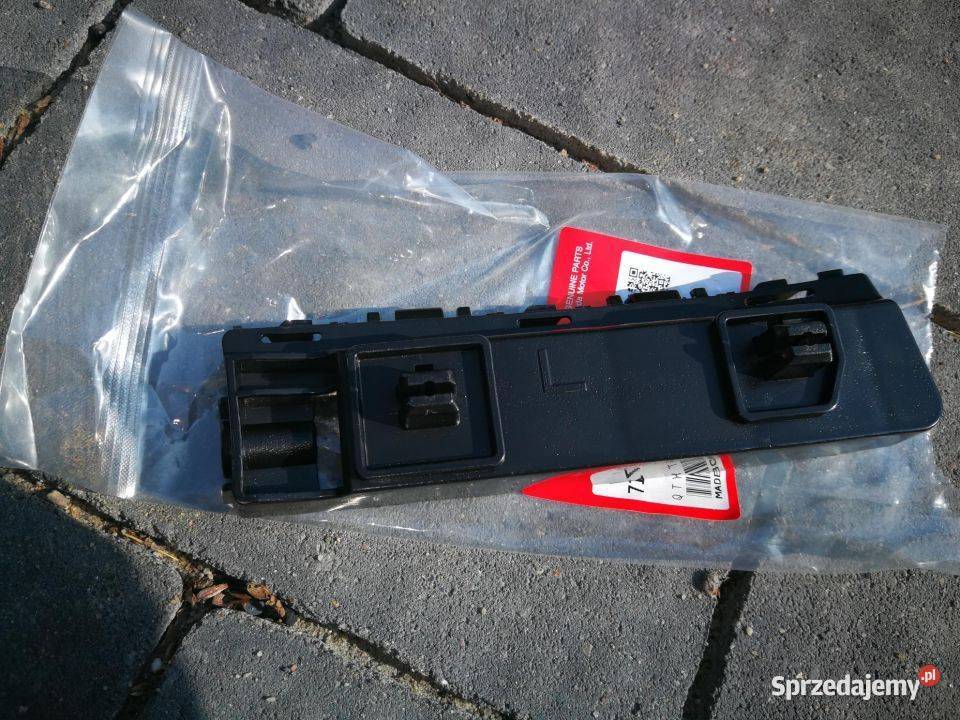 Honda accord VIII 2010 mocowanie ślizg zderzaka Motycz