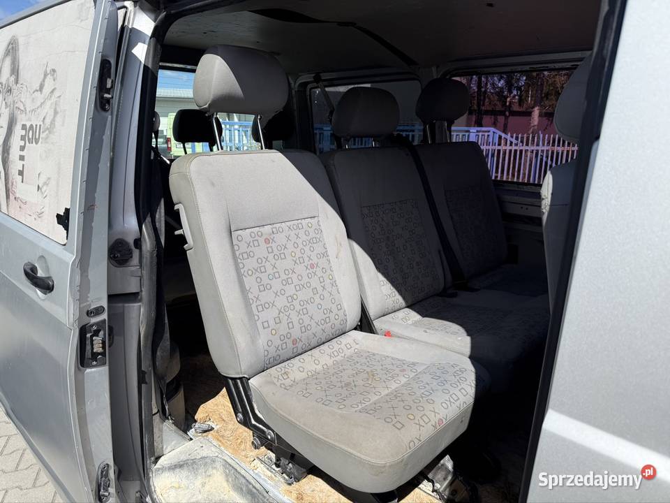 Vw T5 19 Tdi 105 Koni 9 Osob Klimatyzacja Hak Napęd przednia oś Volkswagen świętokrzyskie Kielce