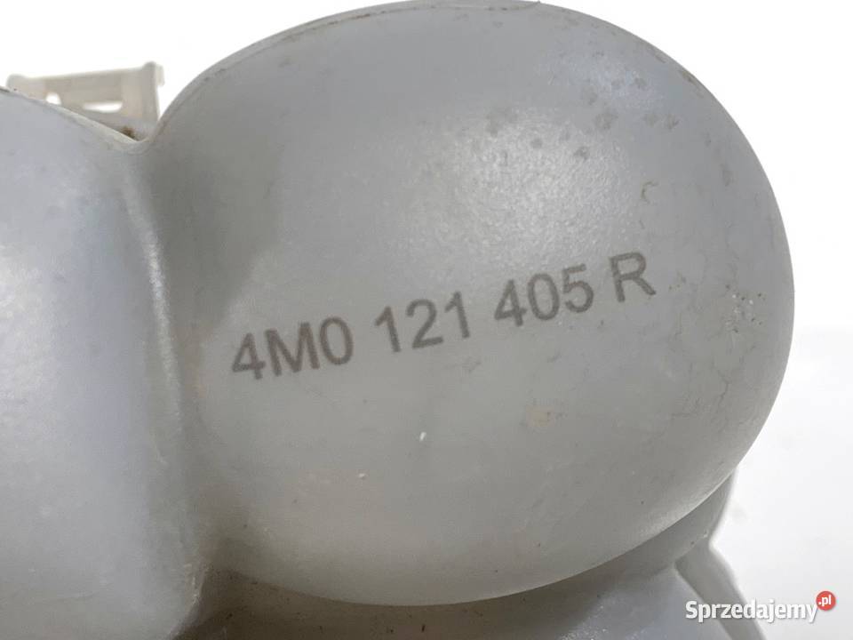 ZBIORNIK WYRÓWNAWCZY PŁYNU CHŁODZĄCEGO AUDI Q8