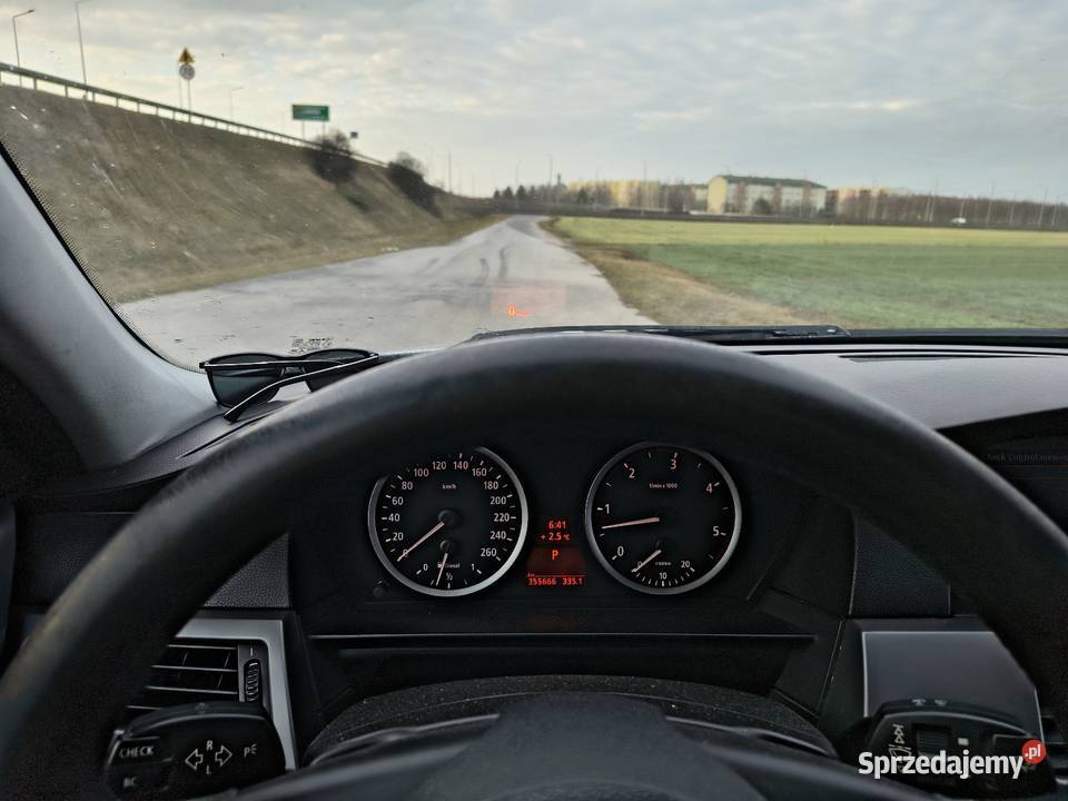 Bmw E61 525d 2004r bogate wyposażenie Seria 5 Biała Podlaska