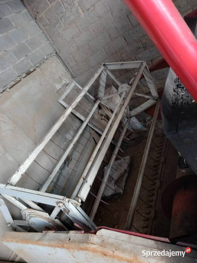 Kombajn zbozowy International 321 Lelowice-Kolonia