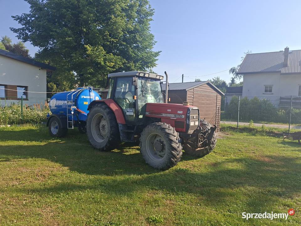 Ciągnik Massey Ferguson 6170