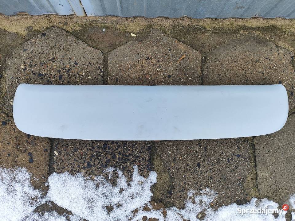 Audi 80 Avant Spoiler Lotka Daszek ze światłem osobowe Lututów