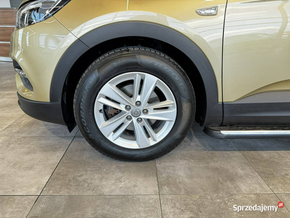 Opel Grandland X 12Turbo 130 M6 20182019 r salon klimatyzacja Grandland X Myślenice