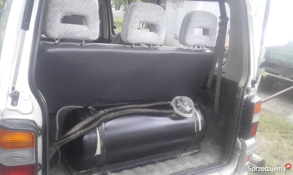 mitsubishi L300 GLS7osóbhakszklany dachLPG elektryczne szyby Gliwice