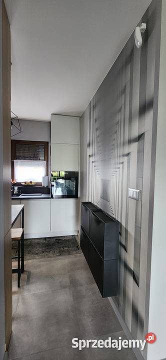 Dom szeregowiec skrajny segment z garażem Luboń