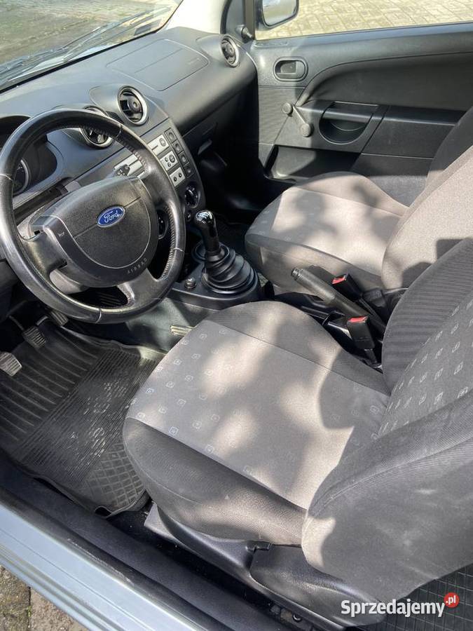 Ford Fiesta mały przebieg manualna Fiesta śląskie Rybnik