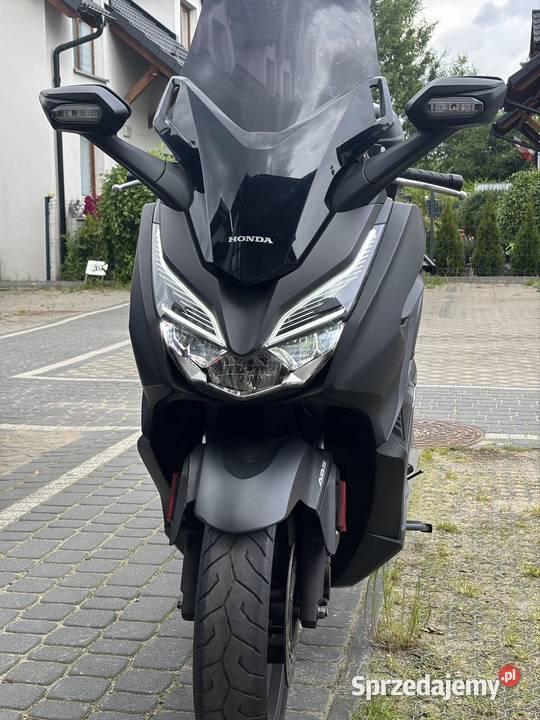 Honda forza 125 nieuszkodzony sprzedam