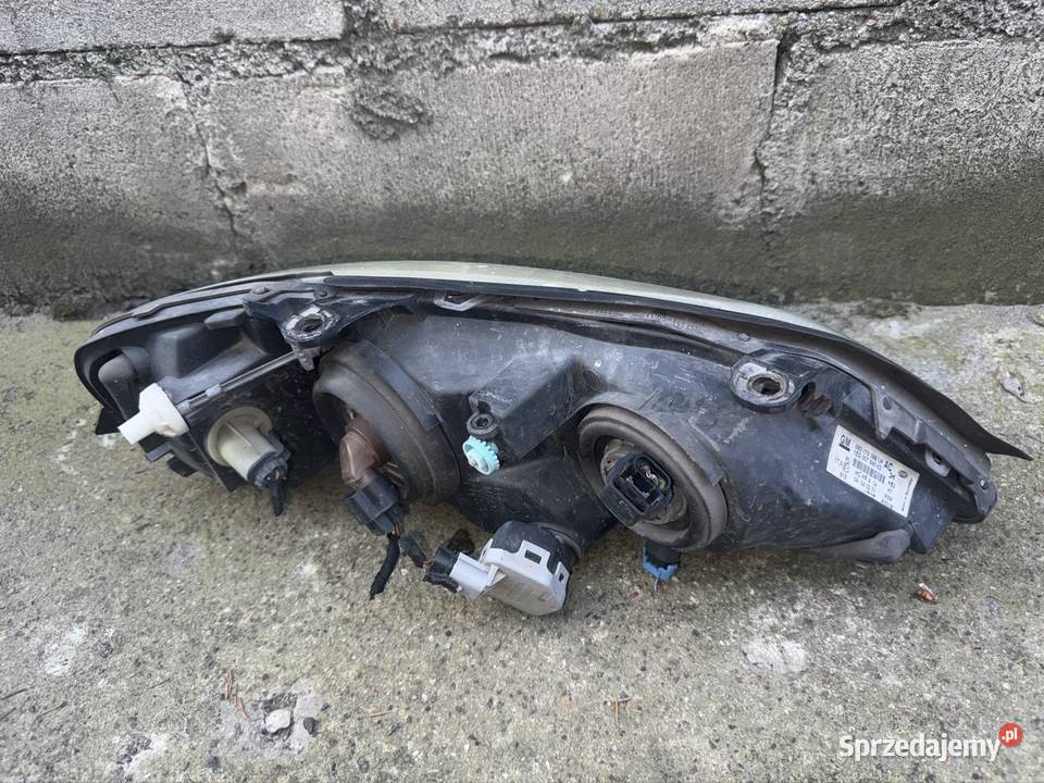 Lampa lewa przód Mazda 6