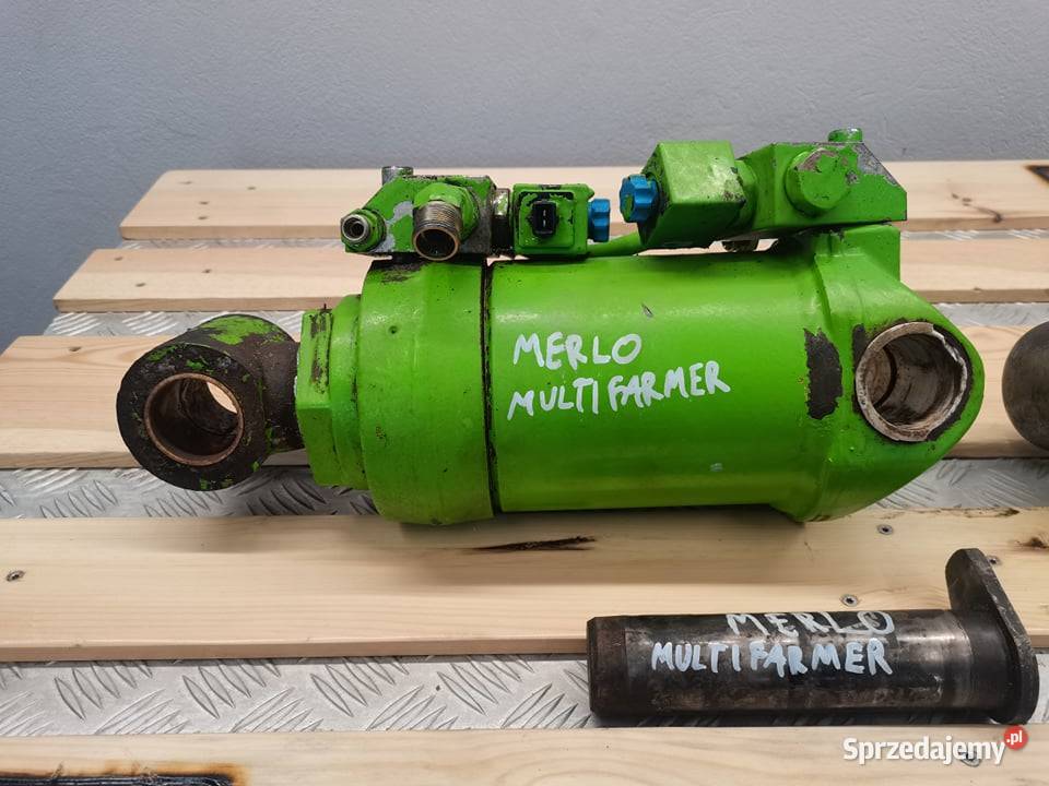 Cylinder hydrauliczny poziomowania osi Merlo Wilkowo