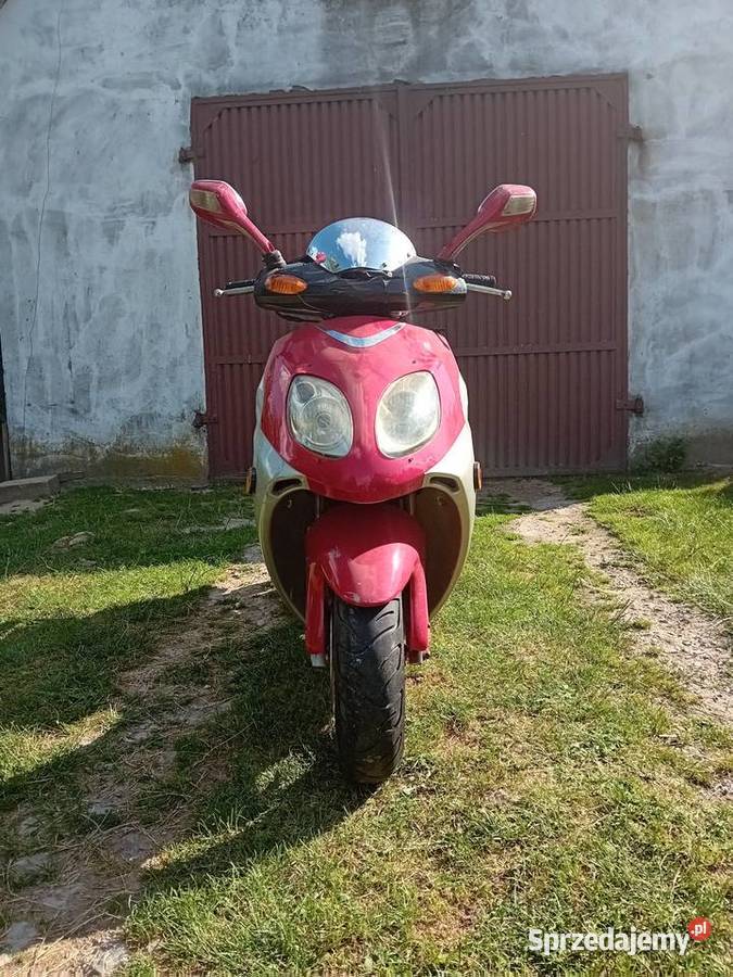 Sprzedam skuter Pozostałe Opatów