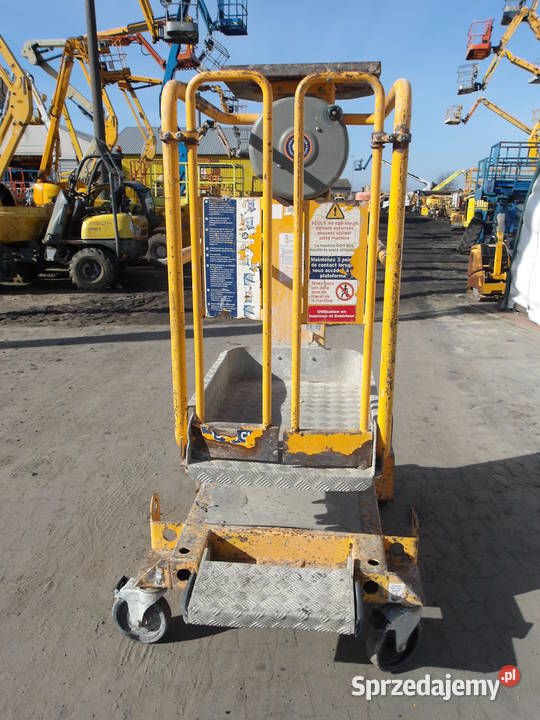 Ręczny podnośnik osobowy 4m JLG Power Towers