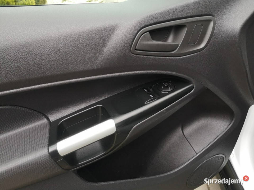 Ford Connect 15TDCI 120 LONG Klima Tempomat serwisowany w ASO Strzegom