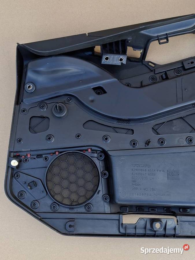 VOLVO FH4 BOCZEK DRZWI KIEROWNICY LEWY TAPICERKA lubuskie Bieleń