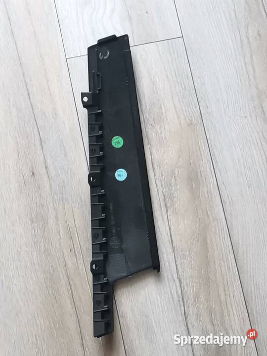 MERCEDES W176 PRAWA LISTWA DRZWI PRZÓD osobowe Karoseria sprzedam