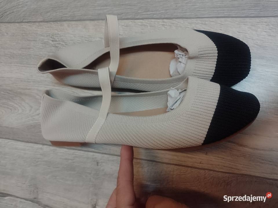 41 Dzianinowe beżowo czarne baleriny wieczorowe małopolskie Kraków