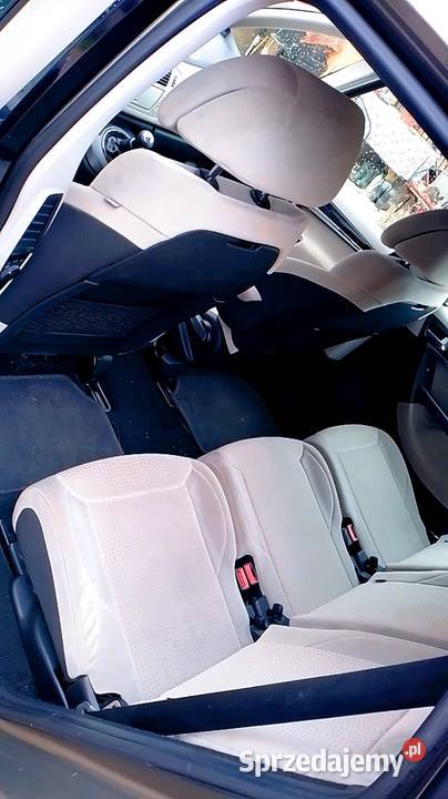 Citroen C4 Picasso exclusive światła przeciwmgielne Makowlany