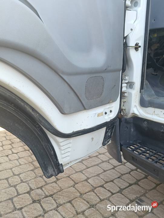 Mitsubishi Canter Fuso wywrotka 35 t brutto Kielnarowa