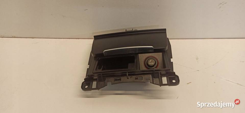 AUDI Q5 SCHOWEK POPIELNICZKA 8K0857951C osobowe sprzedam