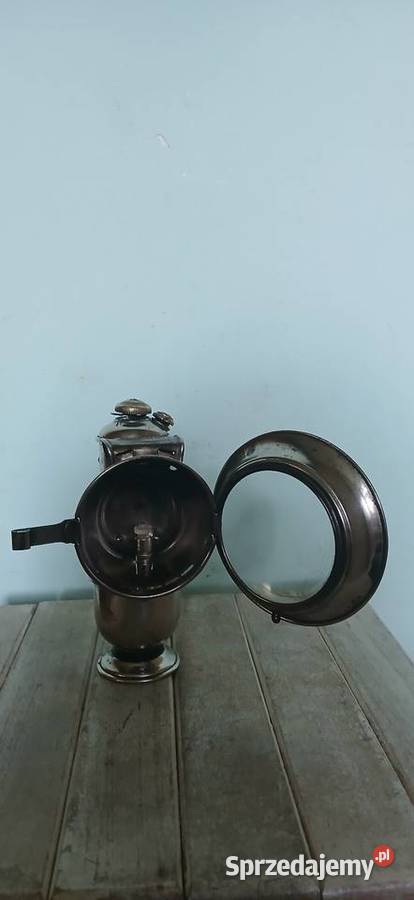 Stara lampa rowerowa z lat XX w Kraków