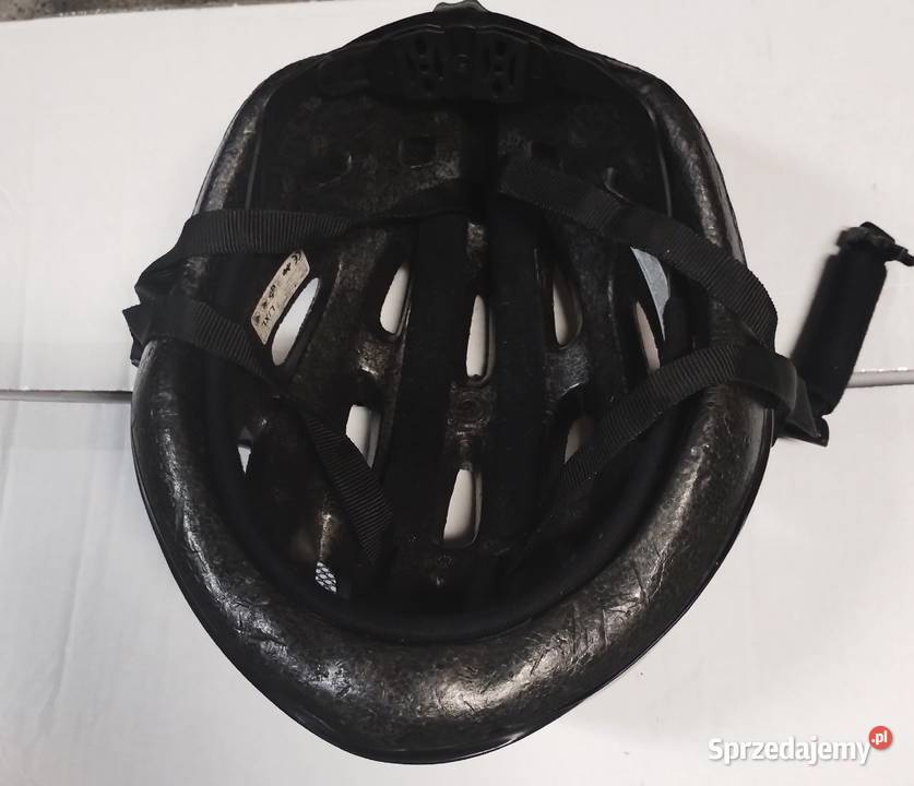 Fajny Niemiecki kask rowerowy LXl Wąbrzeźno