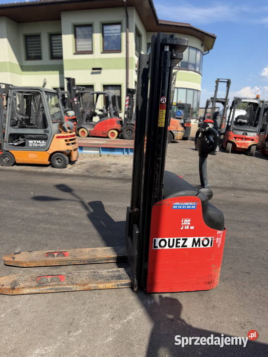 paleciak elektryczny z masztem MANITOU LOC14
