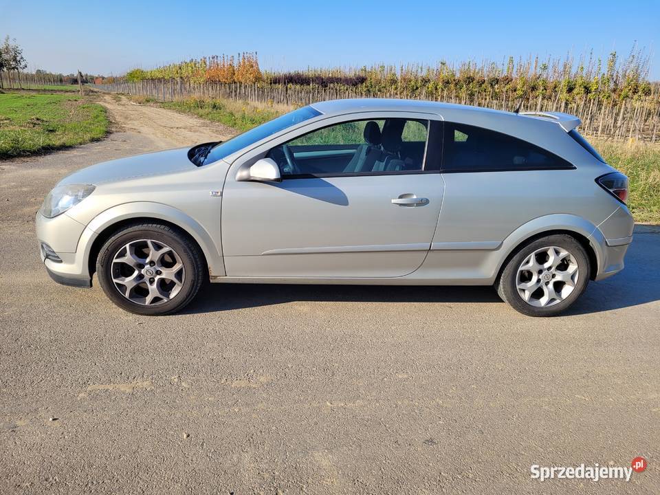 Opel Astra H GTC 1.6 LPG