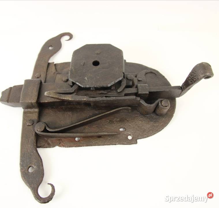 Średniowieczny kuty zamek drzwiowy Ścibórz