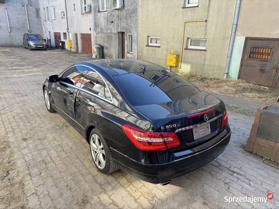 Mercedes E350 W207 benzyna szklany dach radio