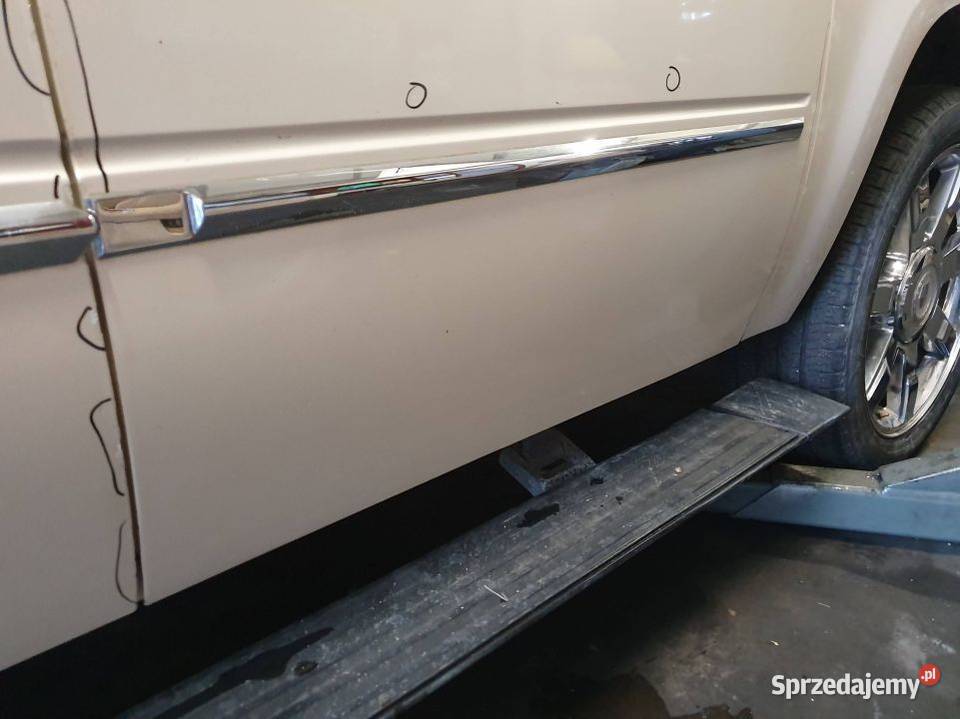 DRZWI LEWE TYŁ CADILLAC ESCALADE ESV kujawsko-pomorskie Lipno