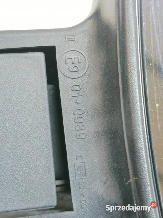 LUSTERKO PRAWE MANUALNE MercedesBenz Vito I Rok produkcji 2000