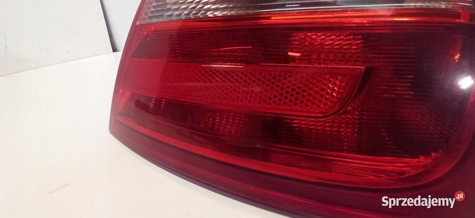 AUDI A5 8T LAMPA PRAWY TYŁ 8T8945096E