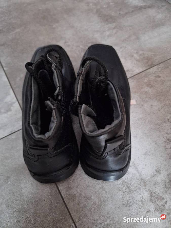 Okazja Eleganckie męskie buty 42 zimowe ze skóry Nisko