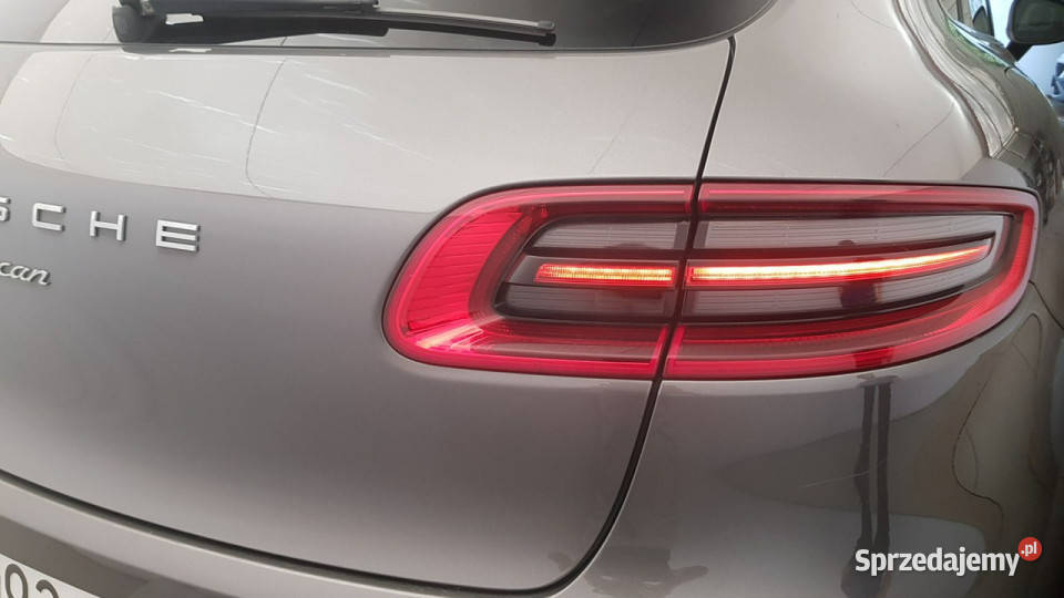 Porsche Macan Z Polskiego Salonu Faktura VAT I ASR (kontrola trakcji) Macan mazowieckie Warszawa