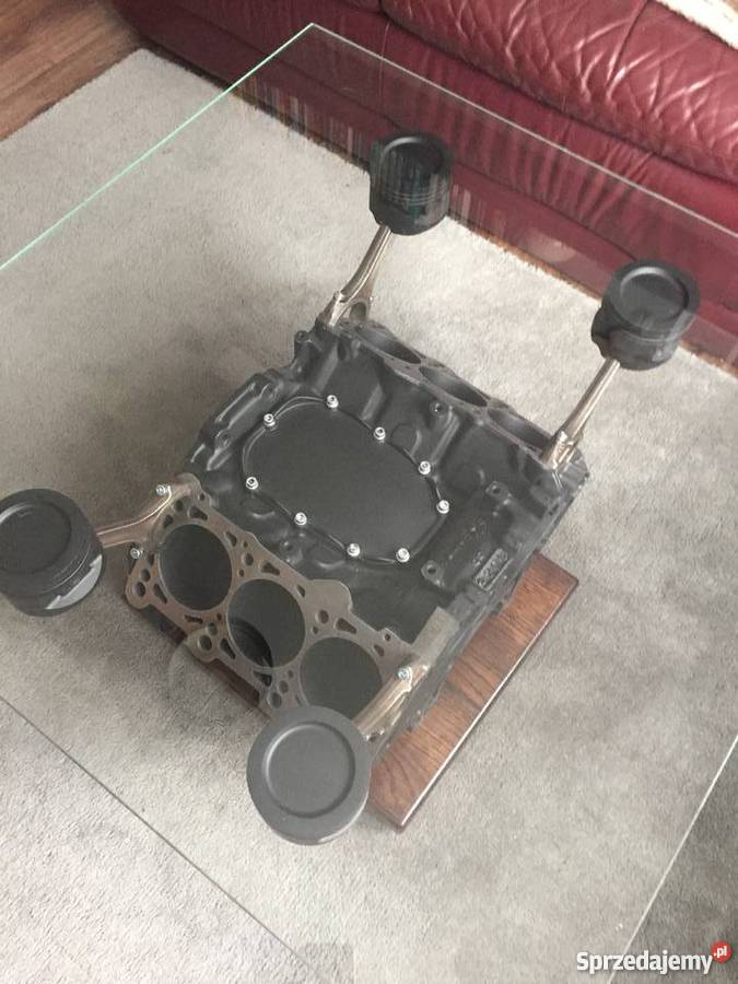 Stolik V6 Audi 28 z bloku silnika RGB Sitnica