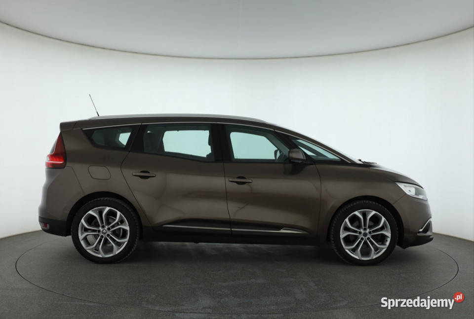 Renault Grand Scenic 15 dCi nieuszkodzony sprzedam