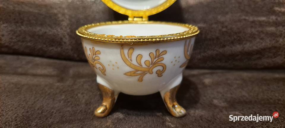 Porcelanowe jajko Faberge Kraków