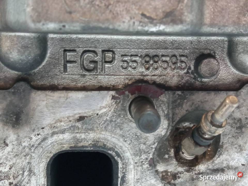 GŁOWICA KOMPLETNA 55188595 13 CDTI Opel Meriva I