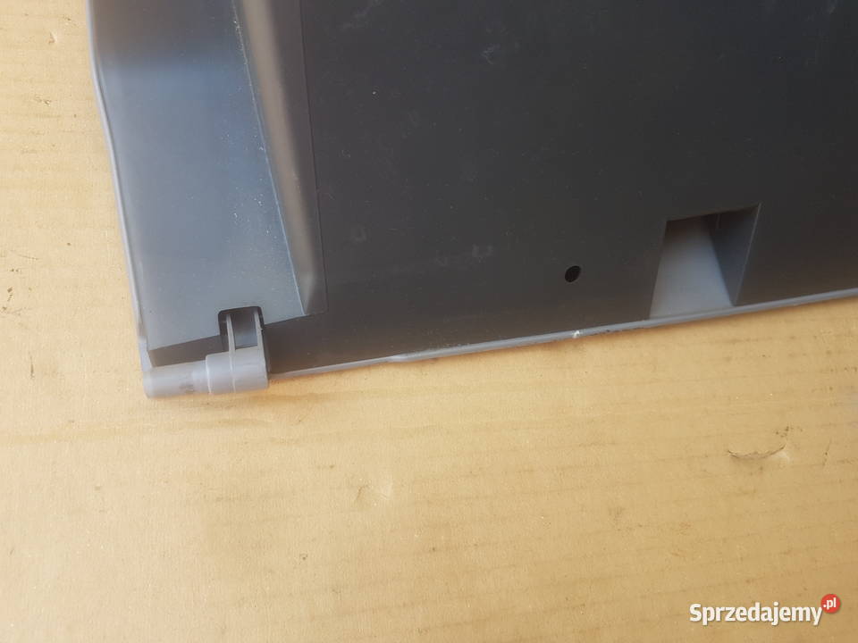 Suzuki Liana schowek skrytka prawa pasażera Legnica sprzedam