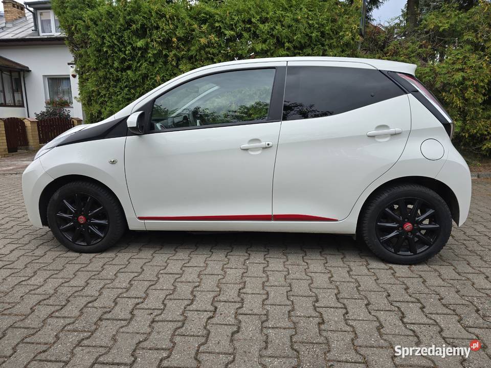 Fajna Toyota Aygo Książka serwisowa Kołobrzeg sprzedam