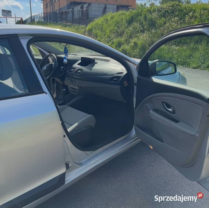 Renault megane III pierwszy właściciel Rok produkcji 2010 Rzeszów