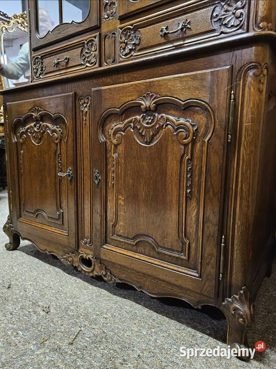 Dębowa witryna Brójce