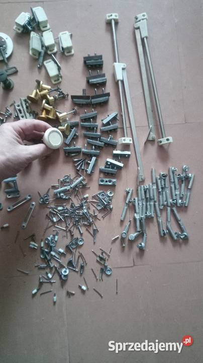 Uchwyty do szafy z lat PRL Uchwyty Warszawa