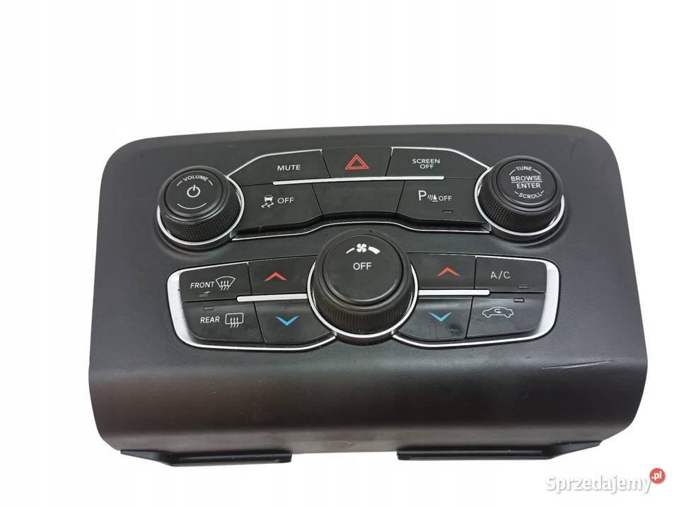PANEL NAWIEWU P68293615AD Dodge Charger VII 2011 sprzedam