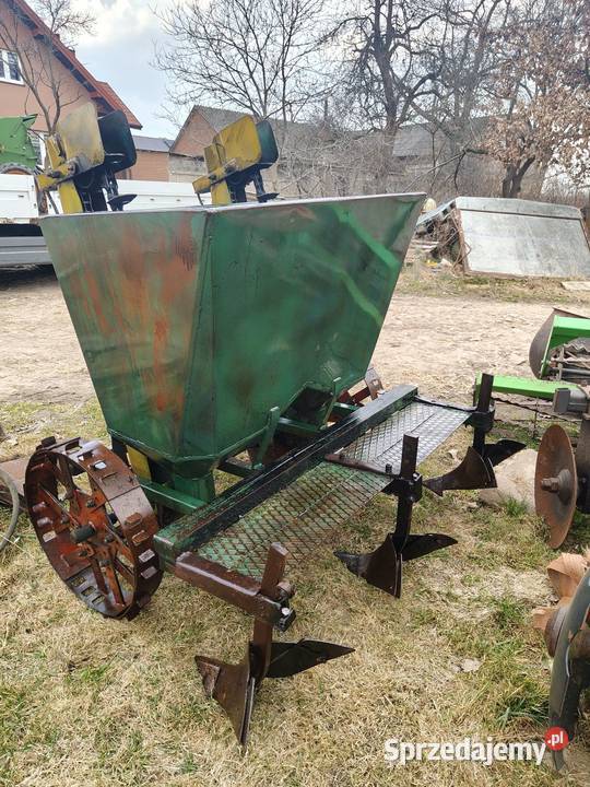 Sadzarka do ziemniaków TRANSPORT Łomno sprzedam