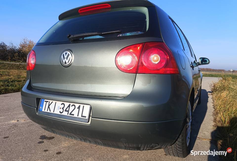 Golf 5 14 MPI benzyna gax Krajno-Parcele sprzedam