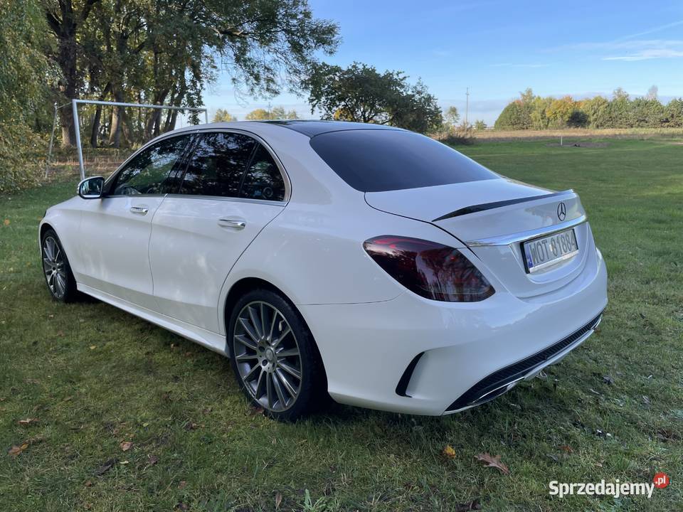 Mercedes w205 c300 AMG 1991cm3 Krobia