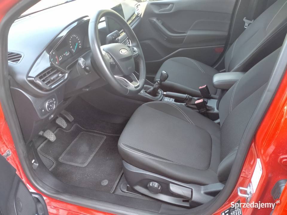 Ford Fiesta czerwona strzala Łuków